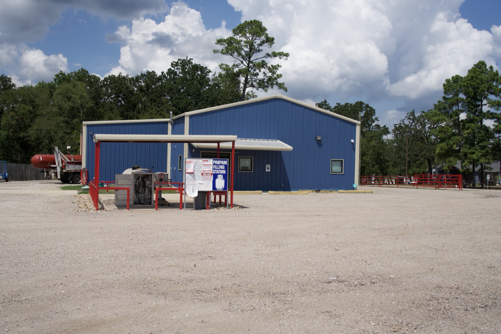 The Texas Star Propane office building and forecourt at the Huntsville branch.