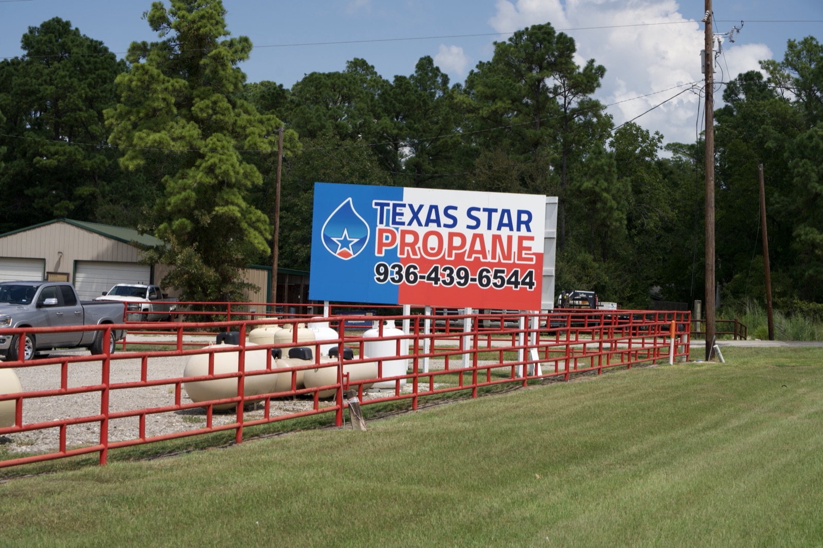 The Texas Star Propane roadside sign and filling area at the Huntsville office.